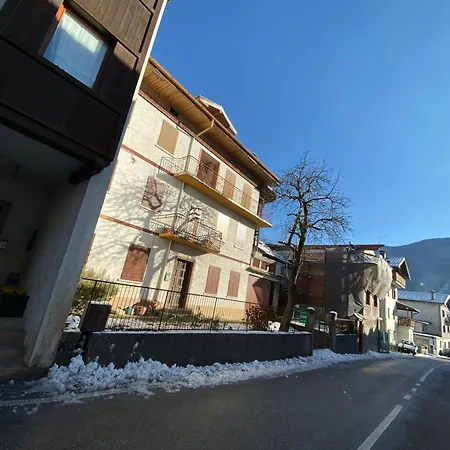 Ada Apartment *